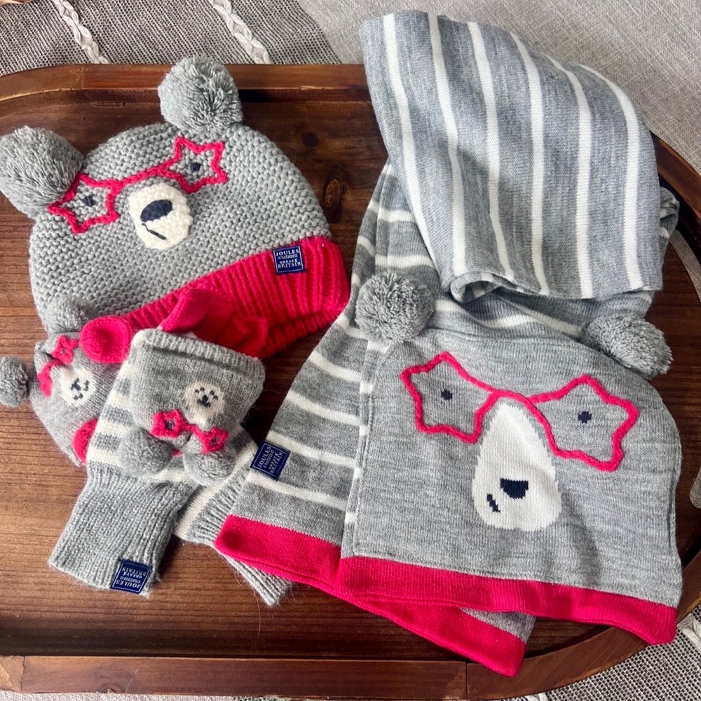 Joules Girls Chummy Bear 3 pc Set - Beanie Hat, Scarf & Mittens Age 4-7 Years